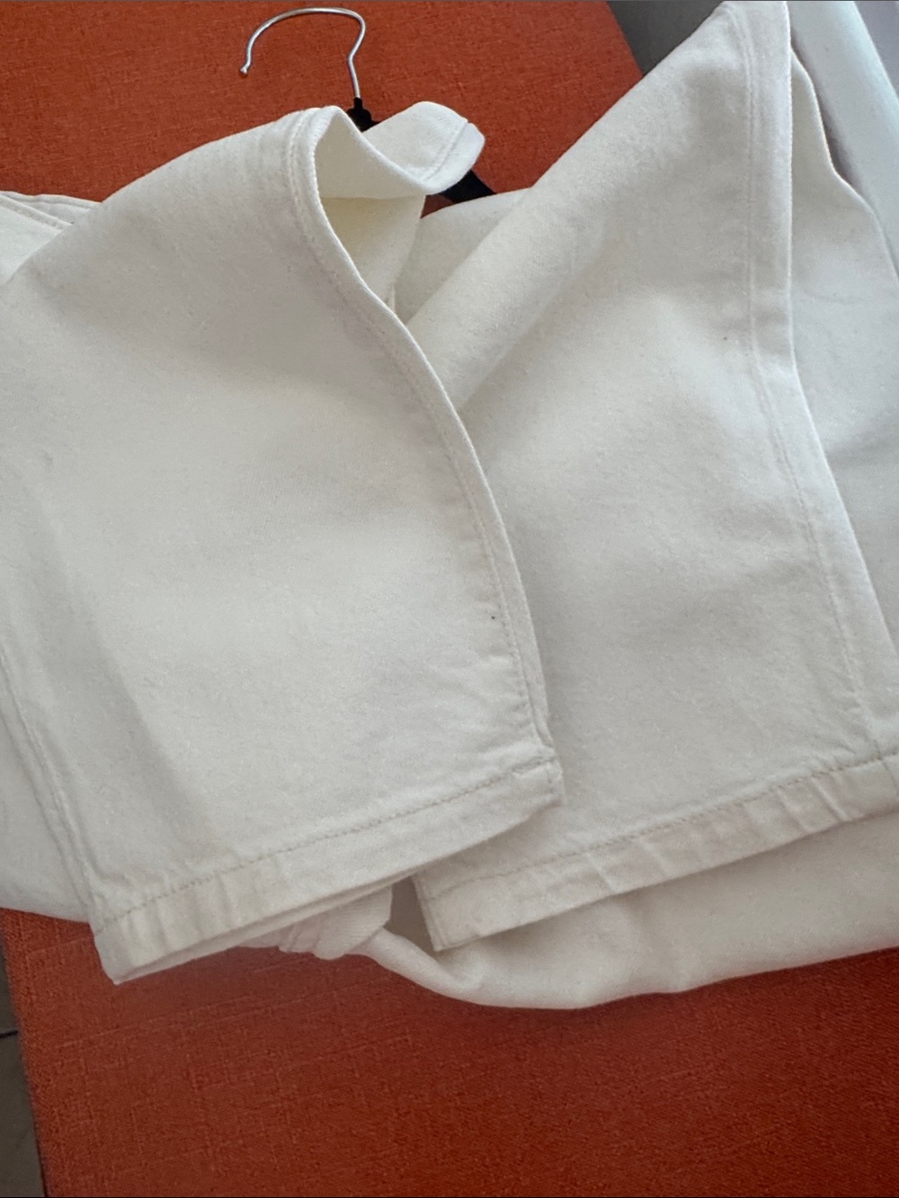Lucky Brand Off-White Straight Leg Jeans - Picture 9 of 10